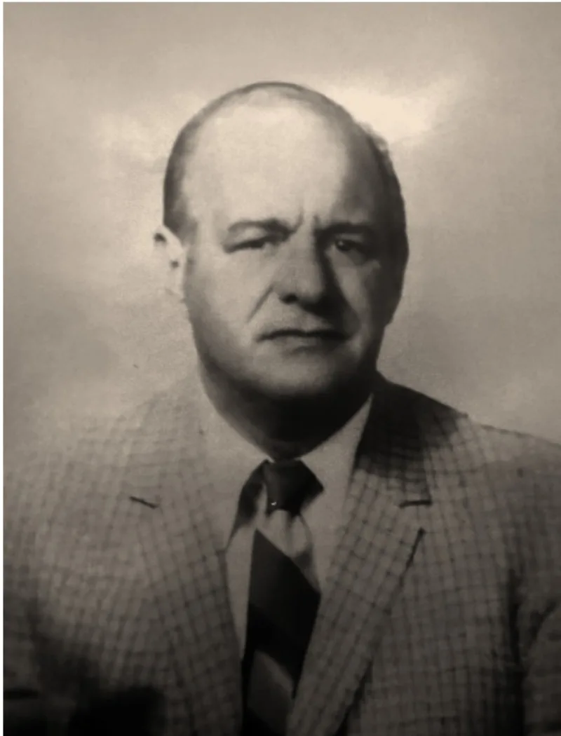 Plasencia family archive portrait, first generation