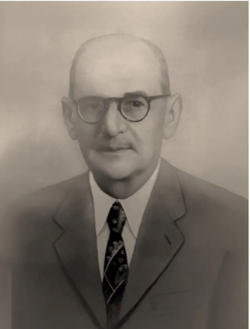 Plasencia family archive portrait, second generation